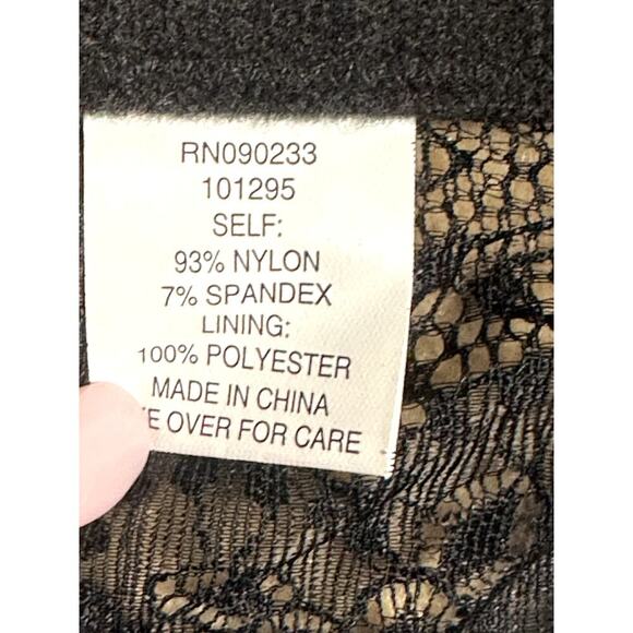 PacSun L.A.HEaRTS Black Elegant Lace Halter Top Corset Size S NWT - Picture 6 of 6